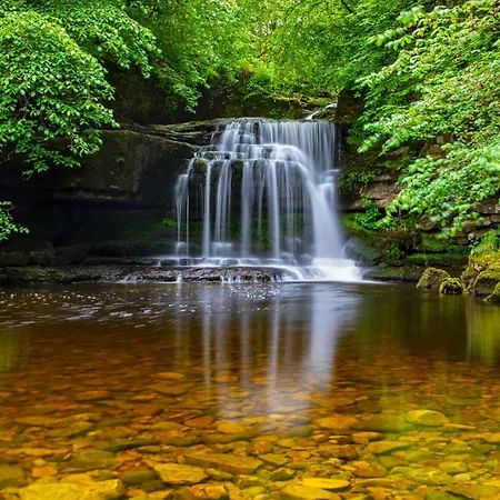 Alborada Constable Burton